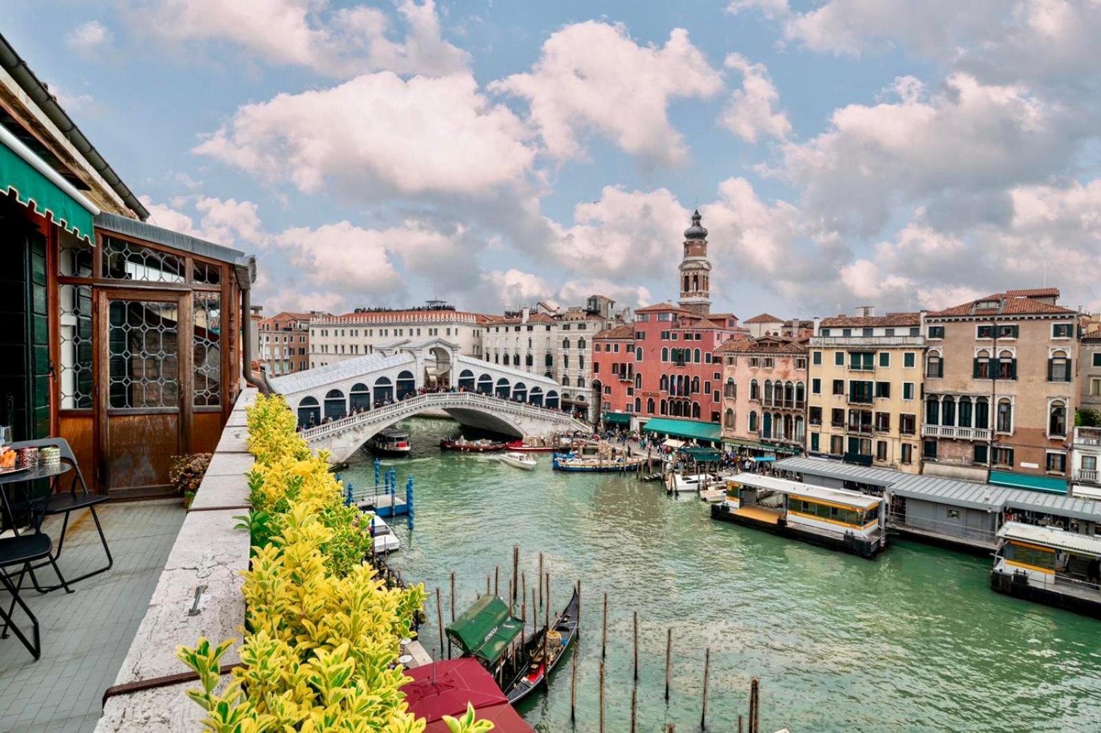 Rialto Terrace On The Grand Canal Appartement Venetië